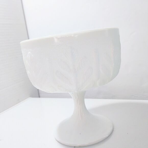 Vtg FTD 1975 White Milk Glass Oak Leaf Compote Bowl Pedestal Floral Arrangements - Picture 4 of 8